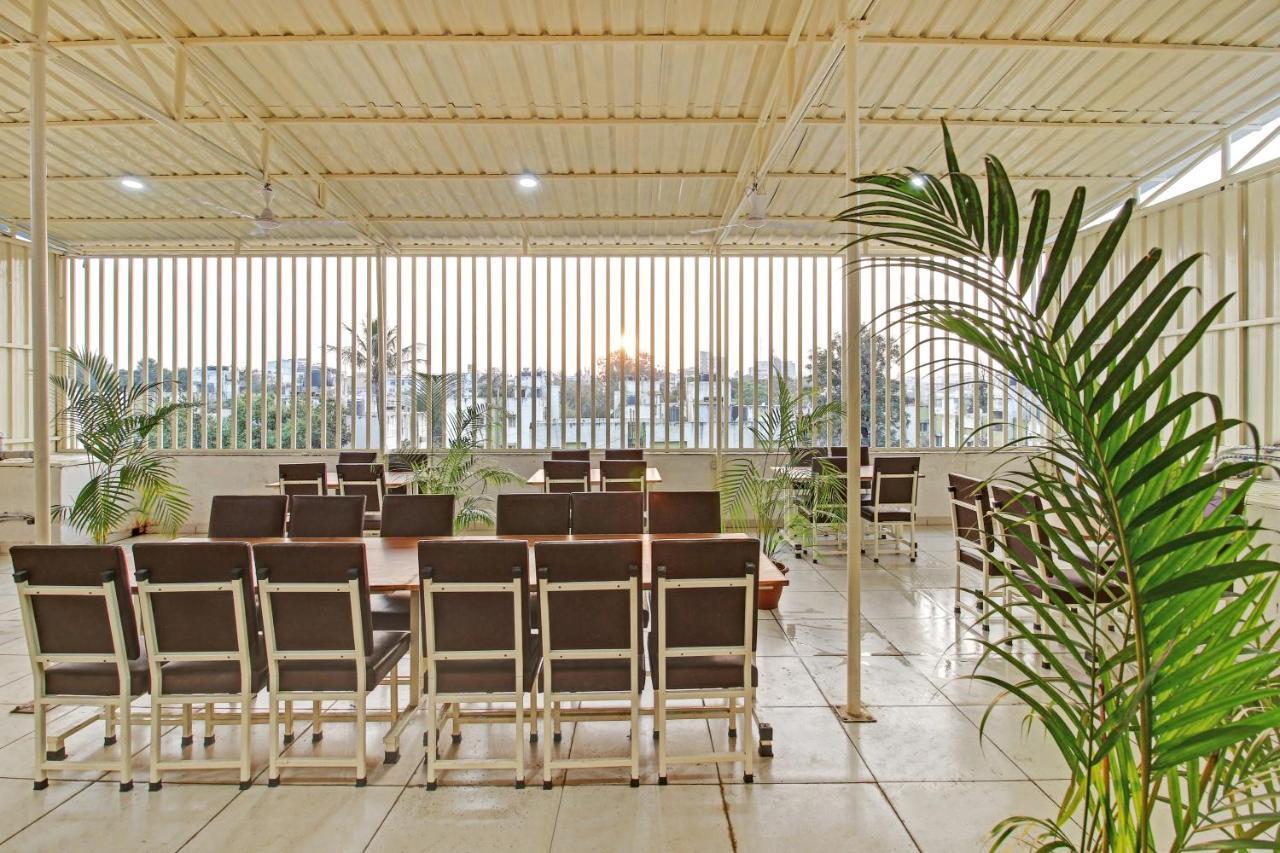 Treebo Krishna Regency Isbt Bus Stop Bhopal Exterior foto